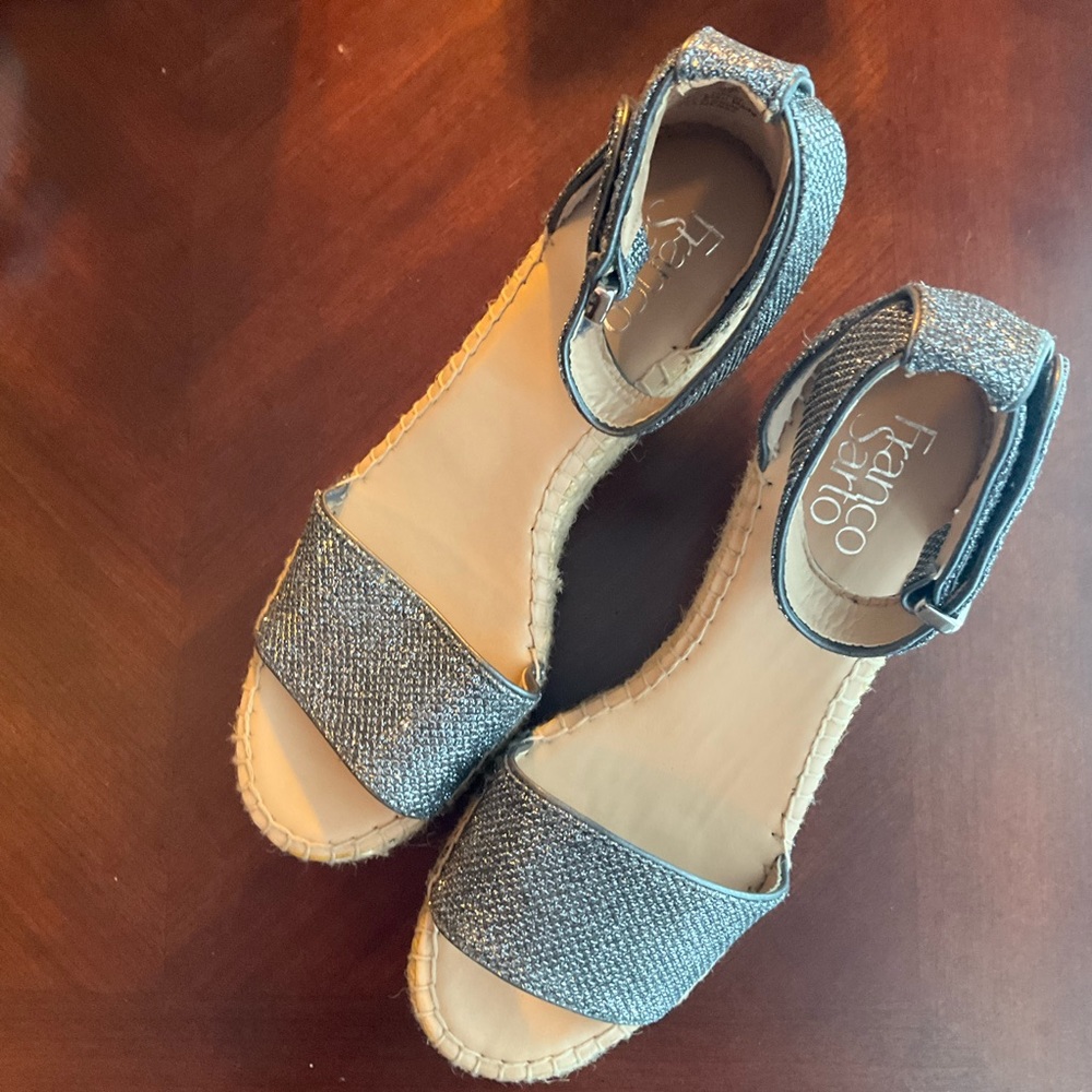 New Franco Sarto Pewter Wedge